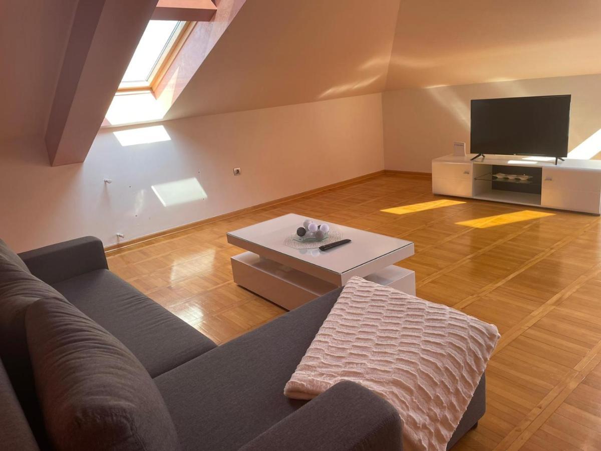 Loft Apartman Jagodina Exteriör bild