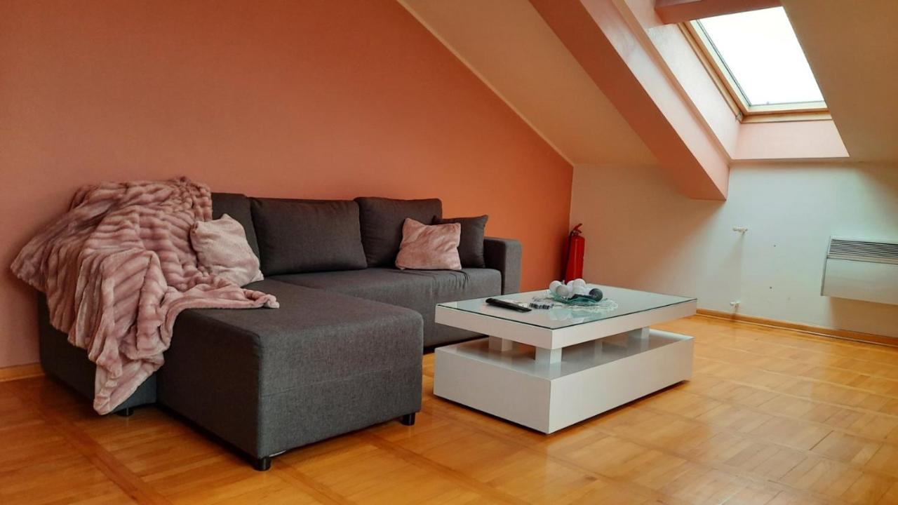 Loft Apartman Jagodina Exteriör bild