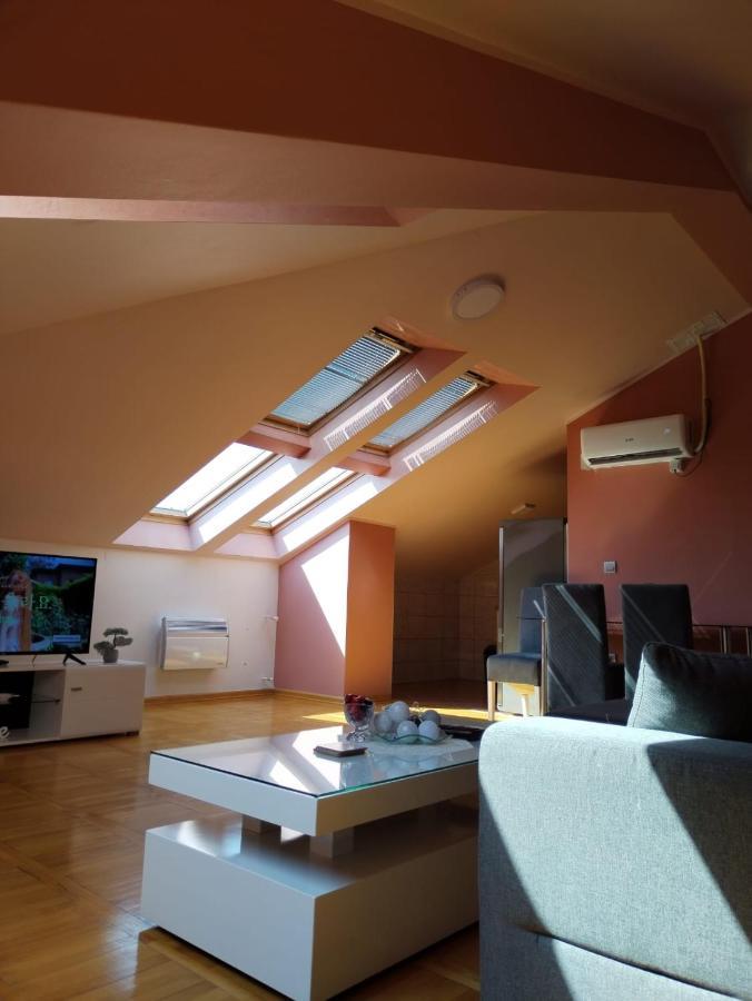 Loft Apartman Jagodina Exteriör bild